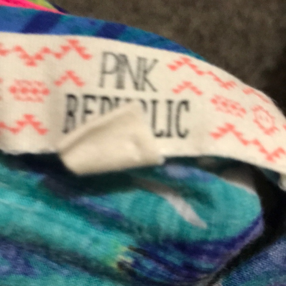 Top - Picture 3 of 3